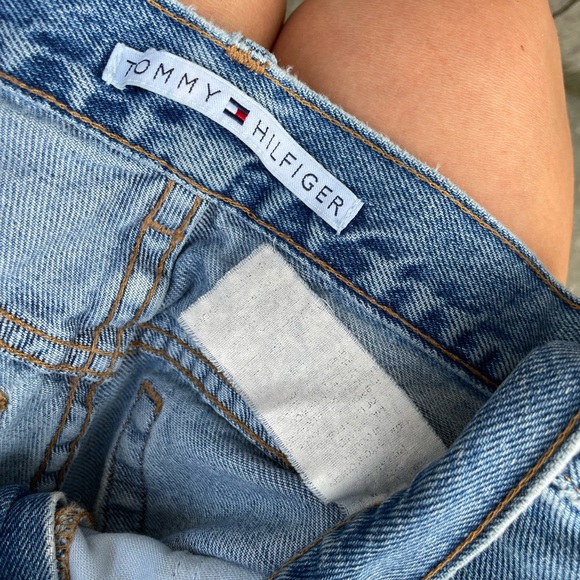 Tommy Hilfiger Denim Shorts - Picture 5 of 5